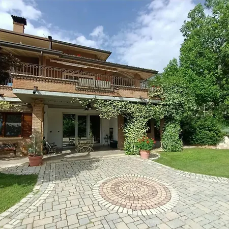 Rossomattone スルモナ